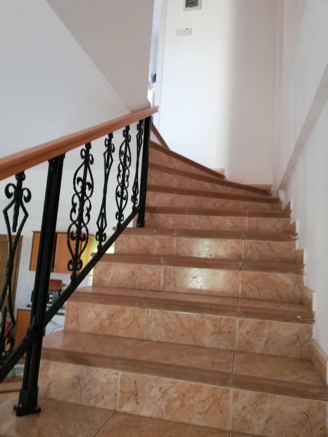 Chriselina Gottage Apartment Paphos Bagian luar foto